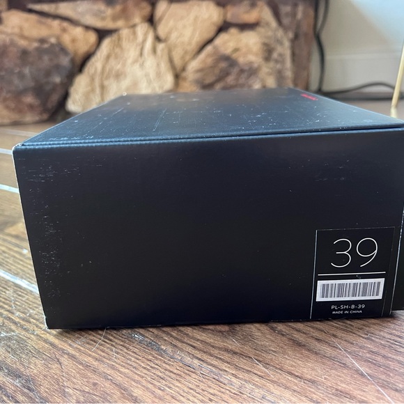 Peloton spinning shoes - Picture 8 of 8